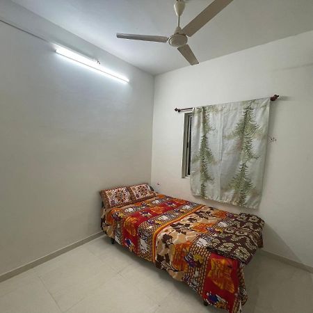 Shree Sadguru Krupa Yatri Niwas Villa Kolhapur Bagian luar foto