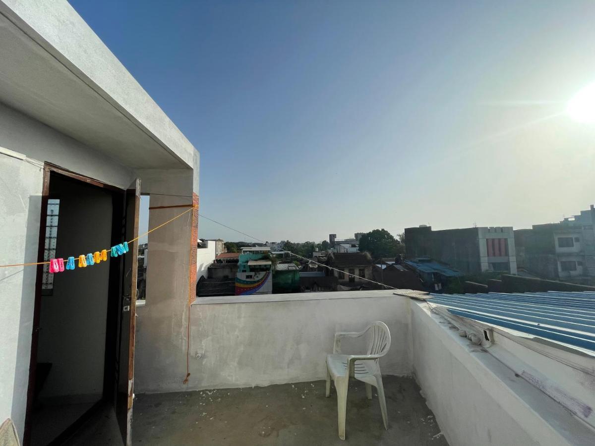Shree Sadguru Krupa Yatri Niwas Villa Kolhapur Bagian luar foto