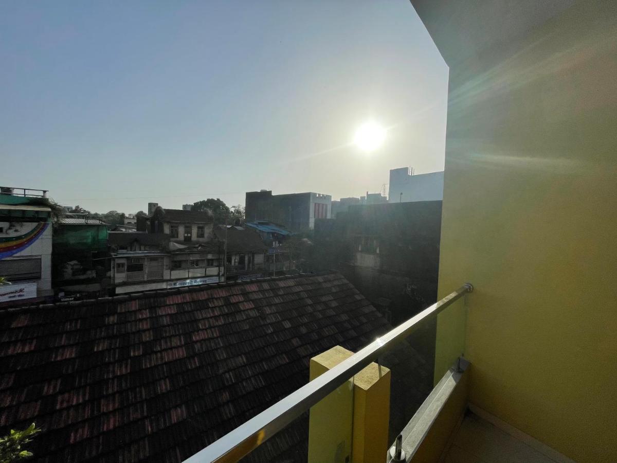 Shree Sadguru Krupa Yatri Niwas Villa Kolhapur Bagian luar foto